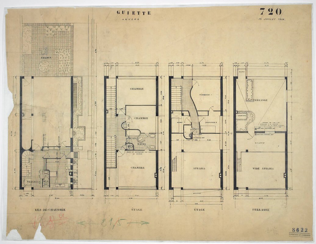 Lámina original de la casa, fechada el 15 de julio de 1926: la planta
                baja con el jardín, dos plantas de piso con las habitaciones y el
                atelier, y la planta de la terraza. Todas acotadas a mano.