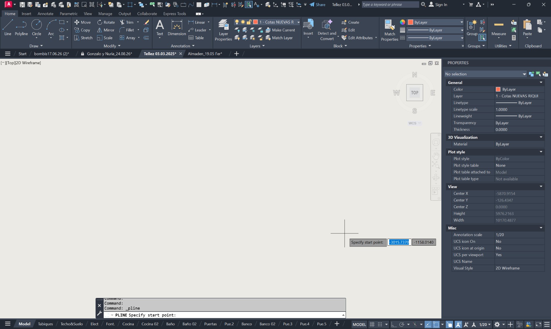 La ventana de AutoCAD. Los seis sitios que hay que conocer son la
                cinta de arriba, el área de dibujo, la línea de comandos, la barra
                de estado, las pestañas de abajo y el desplegable de capas.