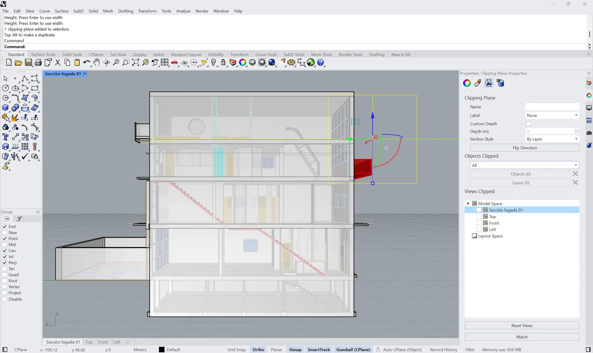La misma vista con el plano seleccionado y, a la derecha, el panel de propiedades del plano: Clipping Plane, Objects Clipped y, abajo, Views Clipped con la lista de vistas — Sección fugada 01, Top, Front y Left — y sus casillas, todas sin marcar.